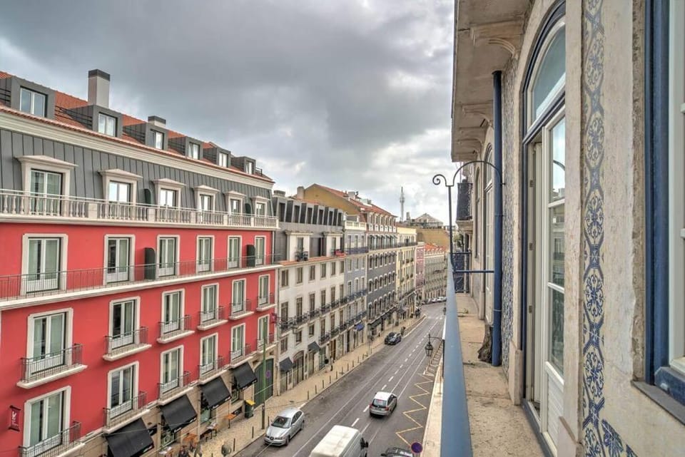 Tracey & Neill's Place in Principe Real Apartment in Lisbon
