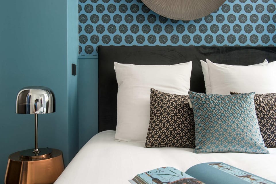 Bed, Bedroom