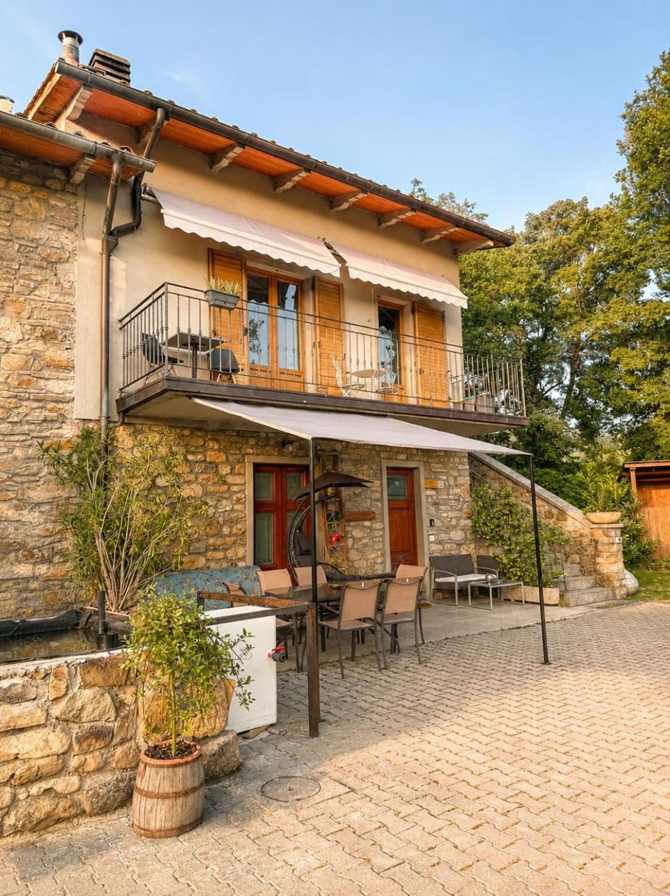 Property building, Patio