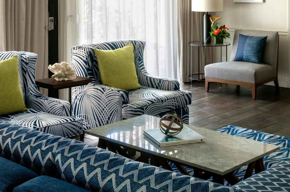 Living room, Seating area