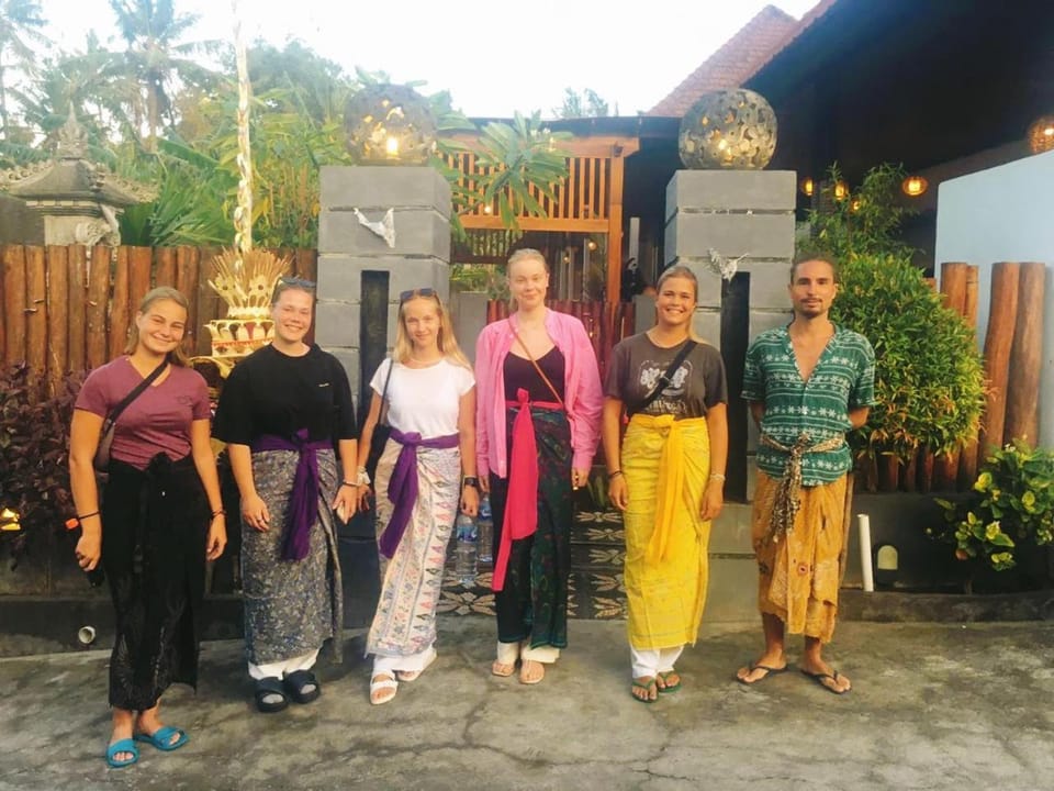 People, Evening entertainment, group of guests