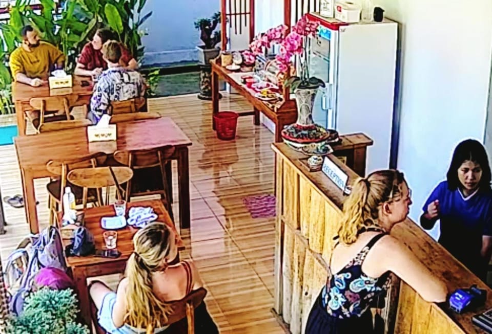 Restaurant/places to eat, Food and drinks, Banquet/Function facilities, Seating area, Food, Breakfast