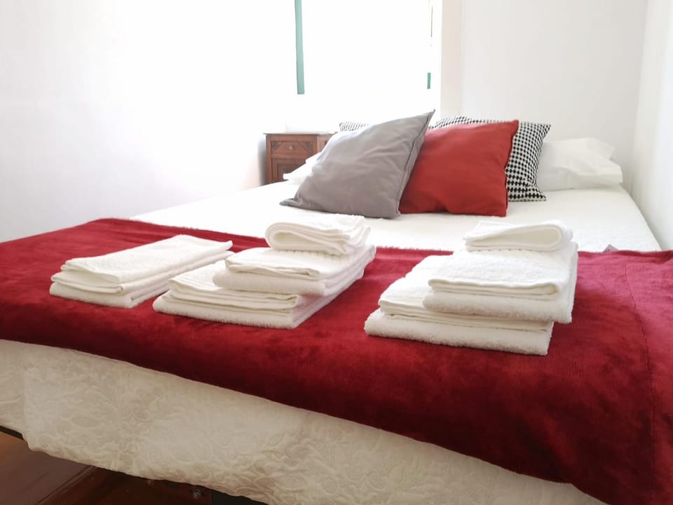 Bed, Photo of the whole room