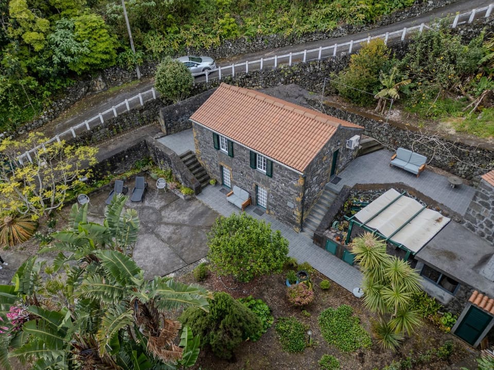 Property building, Off site, Bird's eye view