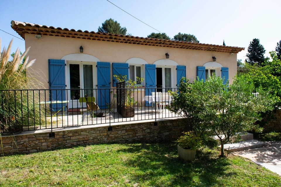 Les Manaux en Provence Bed and Breakfast in French Riviera