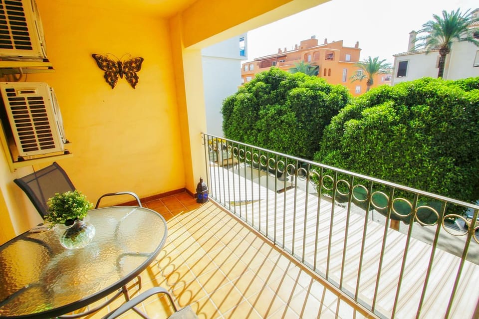 Judith - modern apartment in Moraira Apartment in Moraira