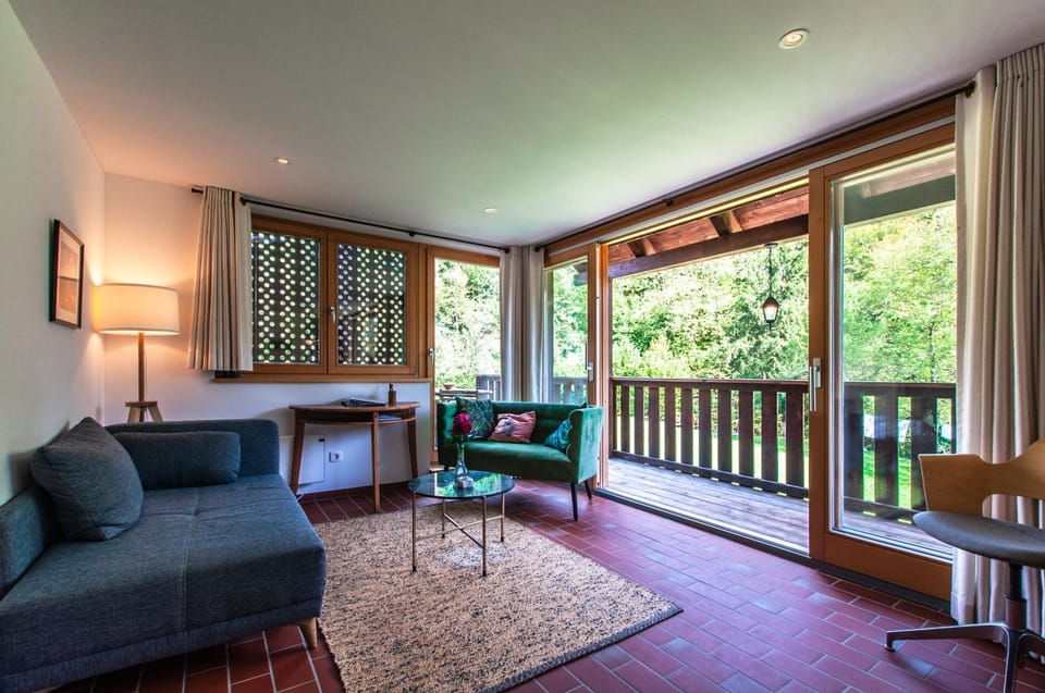 Balcony/Terrace, Seating area, Garden view
