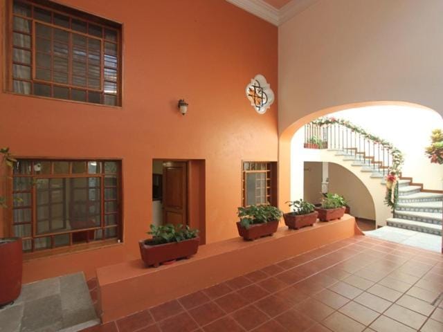 Patio, Decorative detail