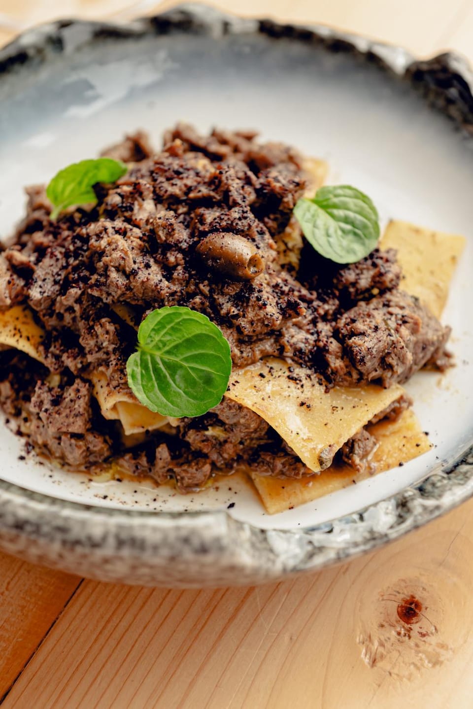 Restaurant/places to eat, Food and drinks