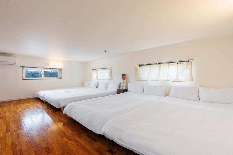 ビーチまで車で2分 BBQセットあり 車2台駐車可能 バリアフリーok Terrace Garden Okinawa House in Okinawa Prefecture