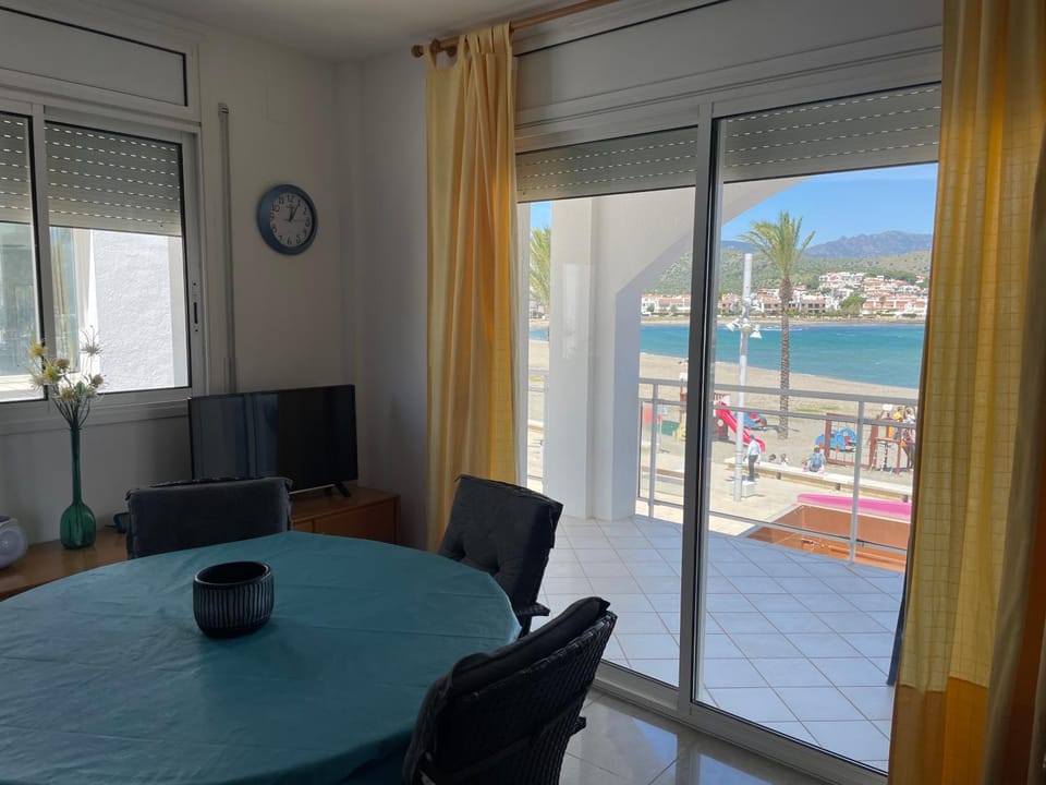 Platja del Port Apartment in Alt Empordà