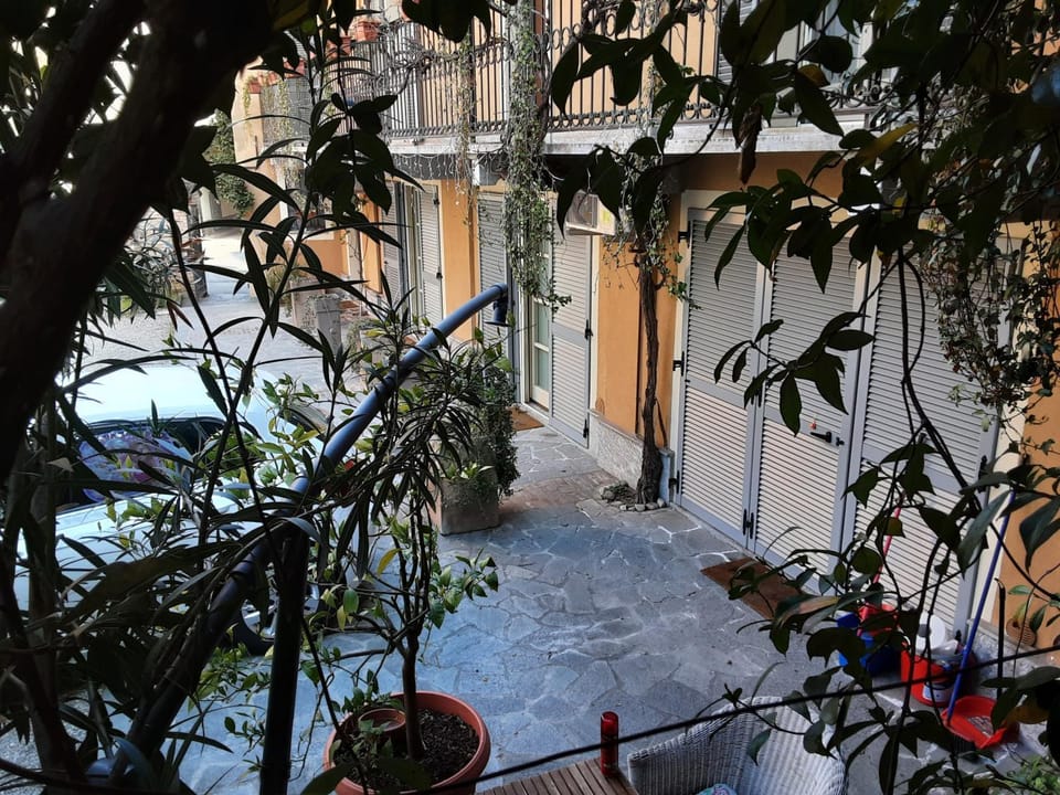 Inner courtyard view