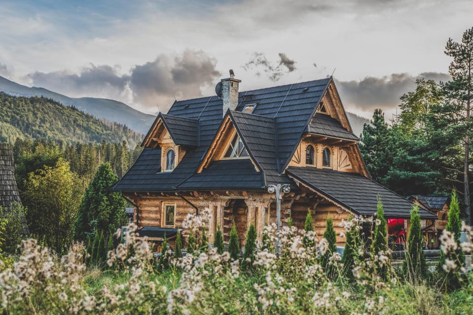 Property building, Day, Natural landscape, Mountain view