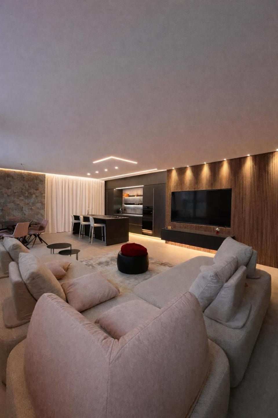 Living room, Evening entertainment