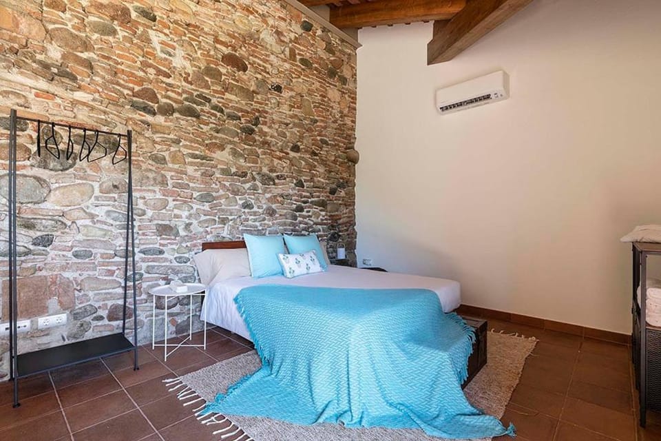 RUSTIC & CHIC b&b Bed and Breakfast in Maresme