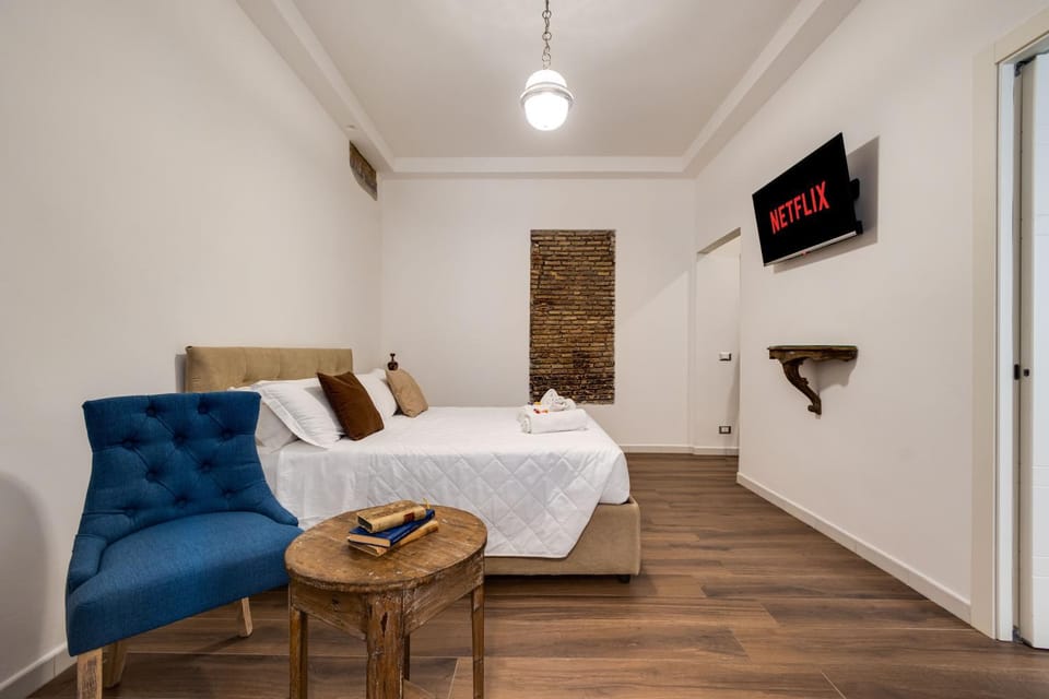 Classic Flat Monti Apartment in Rome
