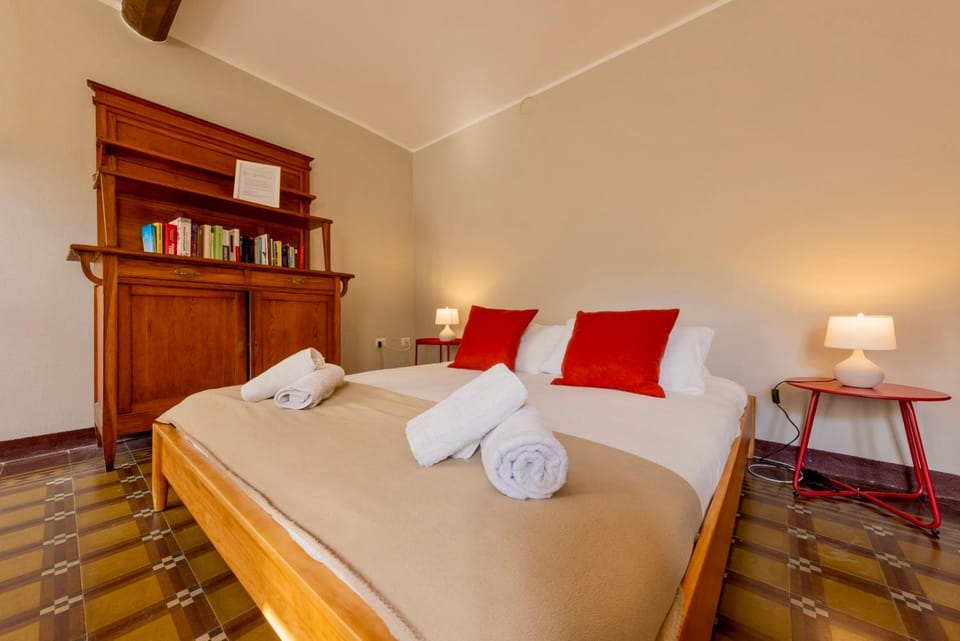 Contempora - Ca' Brenta Dudù - Valle Intelvi - Como Apartment in Lugano