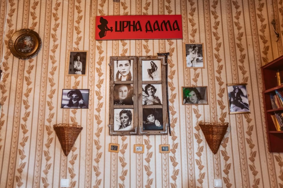 Property logo or sign