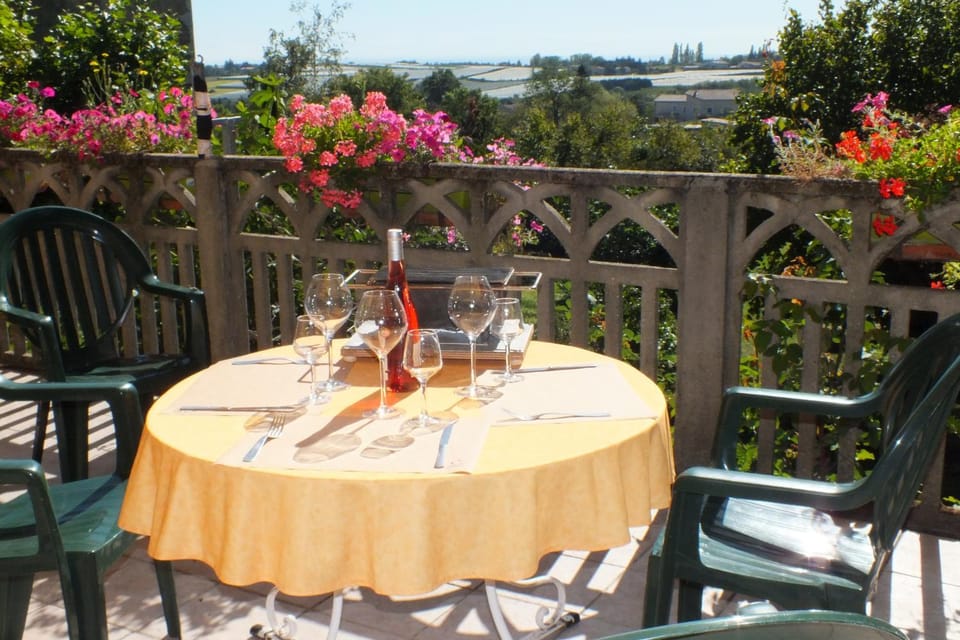 hotel du parc Hotel in Auvergne-Rhône-Alpes