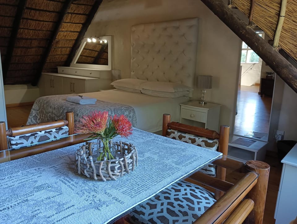 Seating area, Bedroom