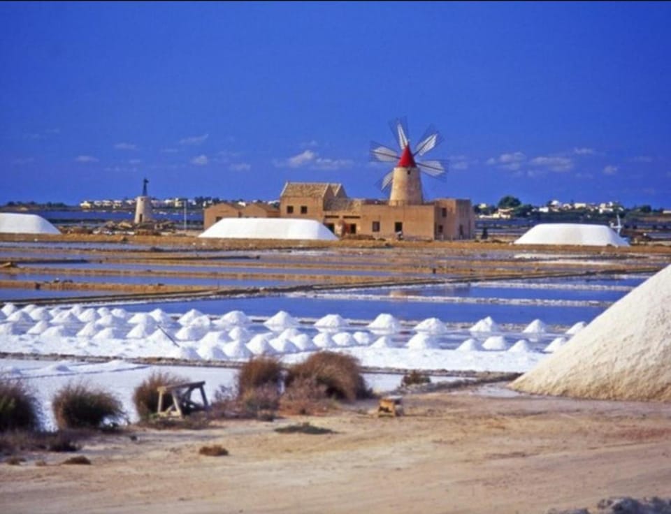 Sunrise Stagnone - Relax Sea Rooms Bed and Breakfast in Marsala