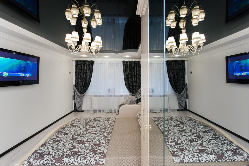 De LUXE Apartments Centr Illinskaya Apartment in Ukraine