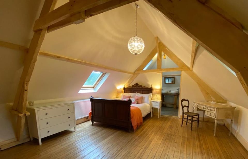 Stunning 5 bedroom French Manor house, Normandy Villa in Normandy