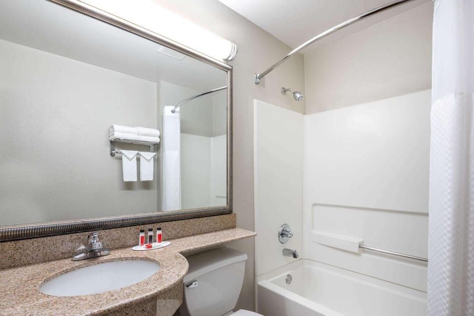 Bathroom, Photo of the whole room, On site
