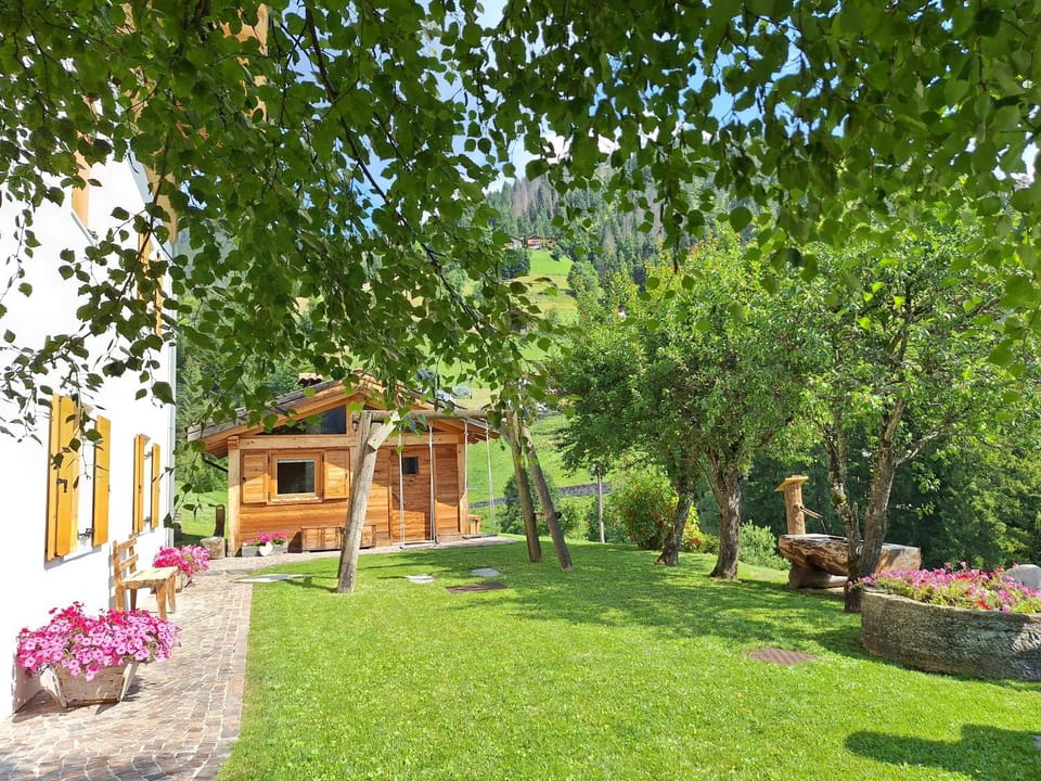 Garden, Garden view
