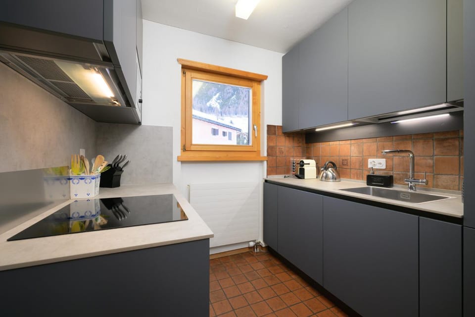 Chesa Panorama B - La Punt Apartment in Canton of Grisons