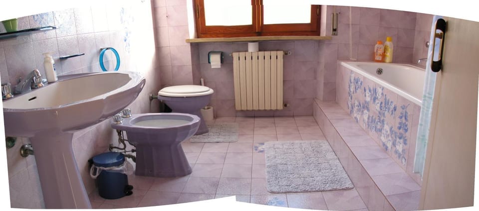 Toilet, Bathroom