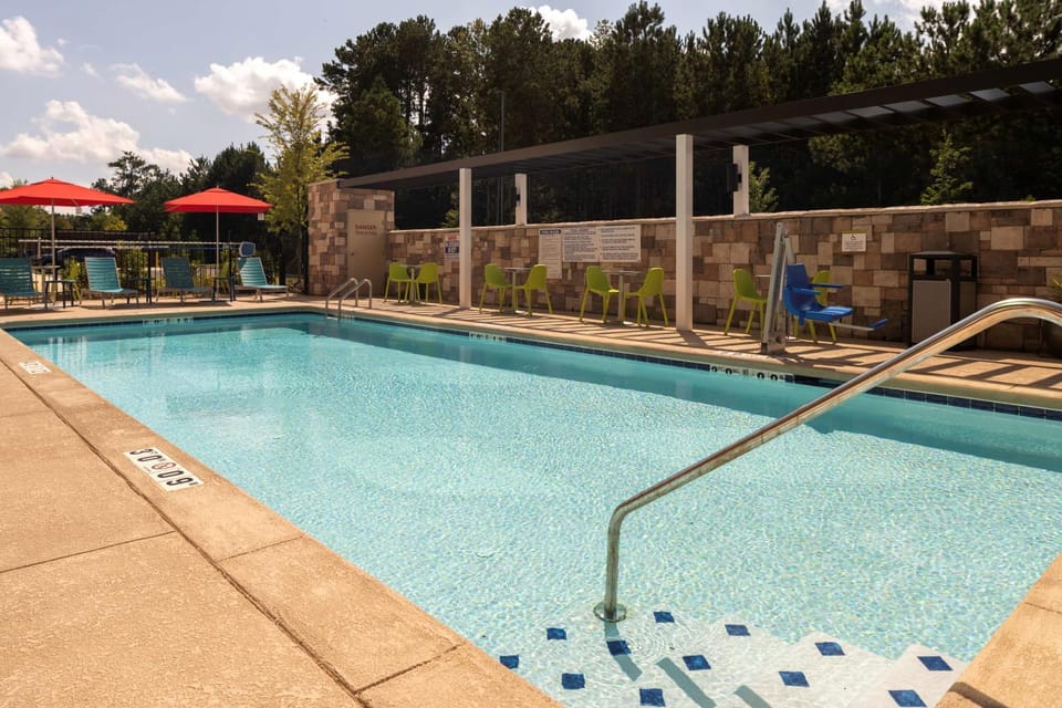 Pool view