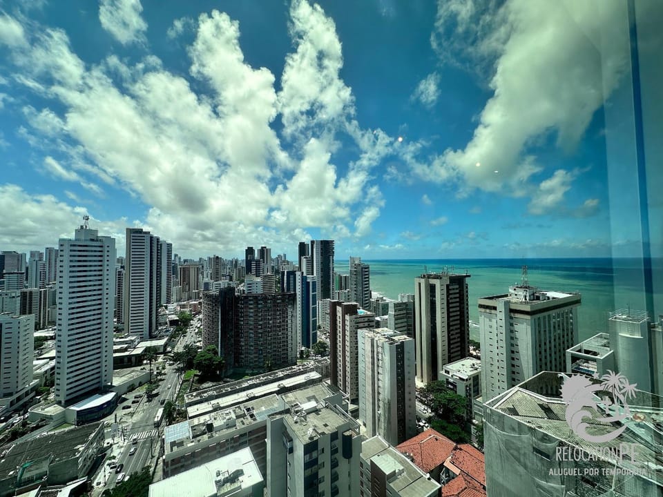 City view, Sea view