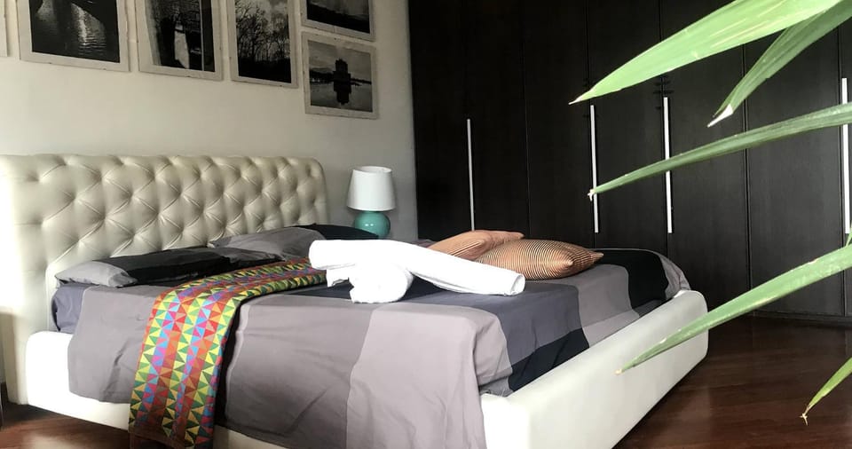 Bird's eye view, View (from property/room), Bedroom