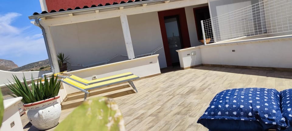 Day, Balcony/Terrace, sunbed