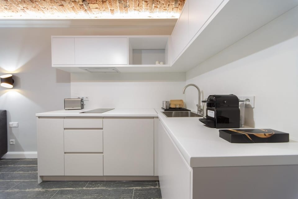 M4 Main Square Studio Apartment in Krakow