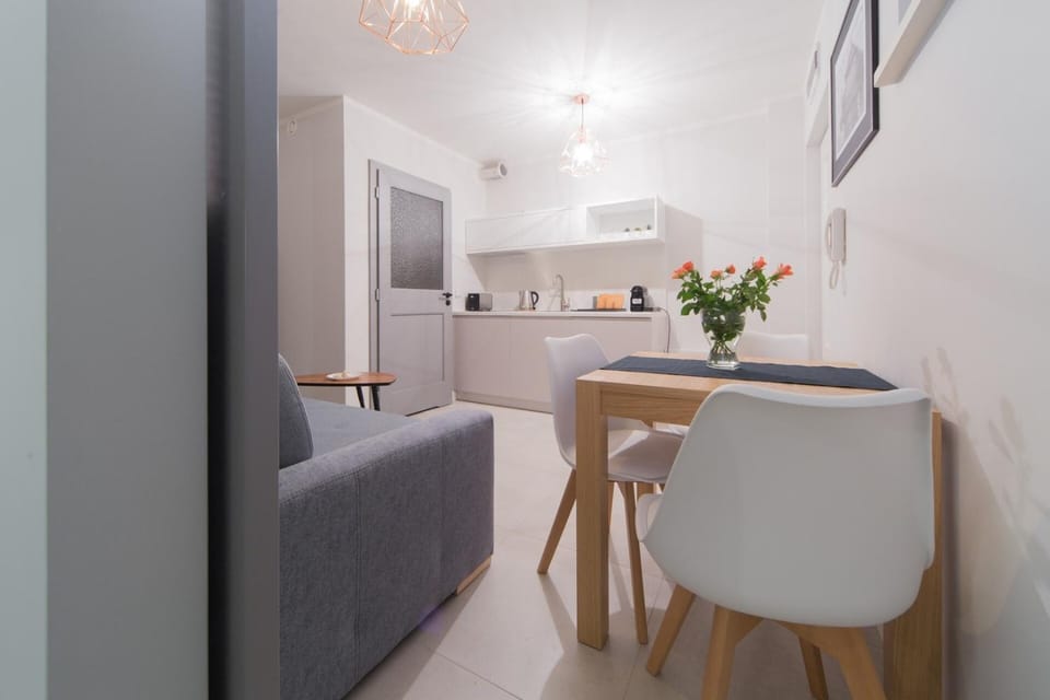 M6 Main Square Stylish One Bedroom Apartment in Krakow