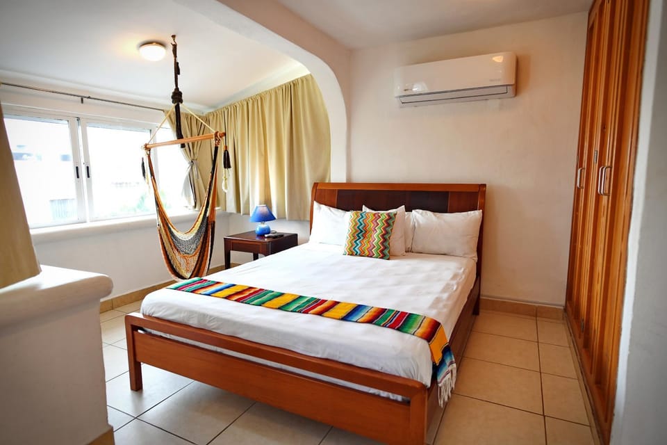 5 Bdr-ensuite Bathrooms-private Pool-golf-comfort House in Cancun