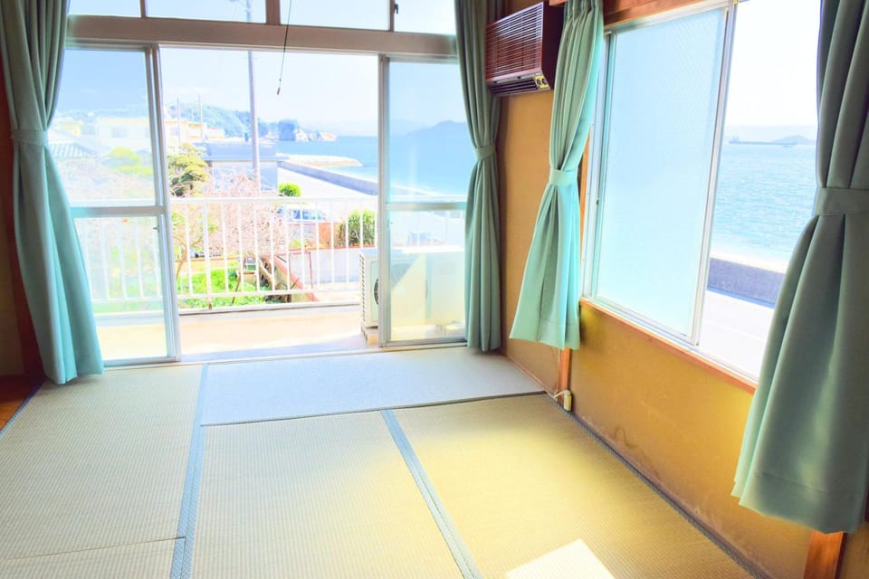 Bedroom, Sea view