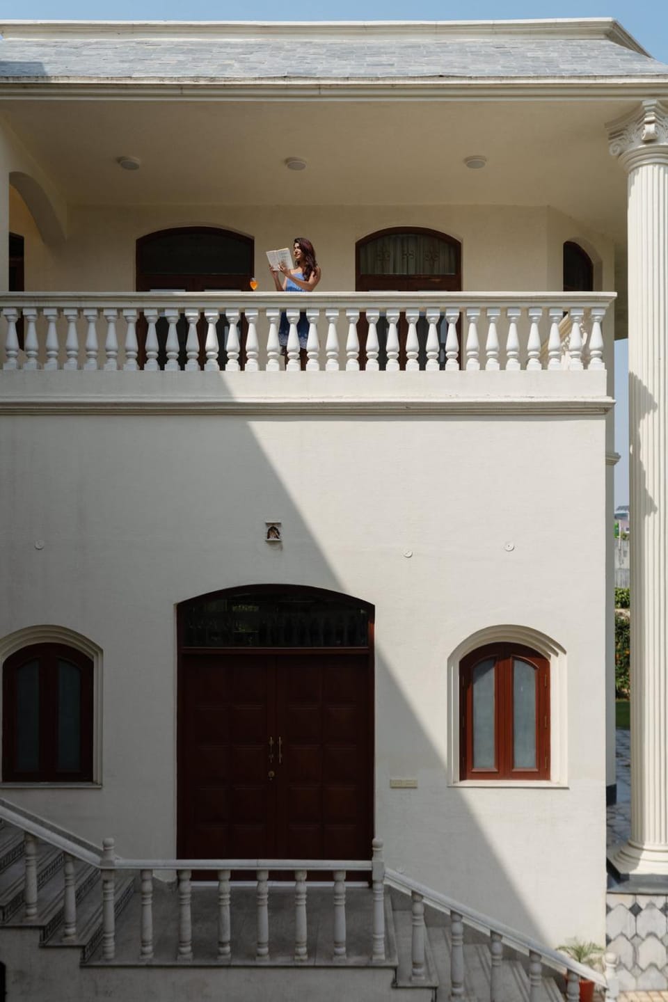 Facade/entrance