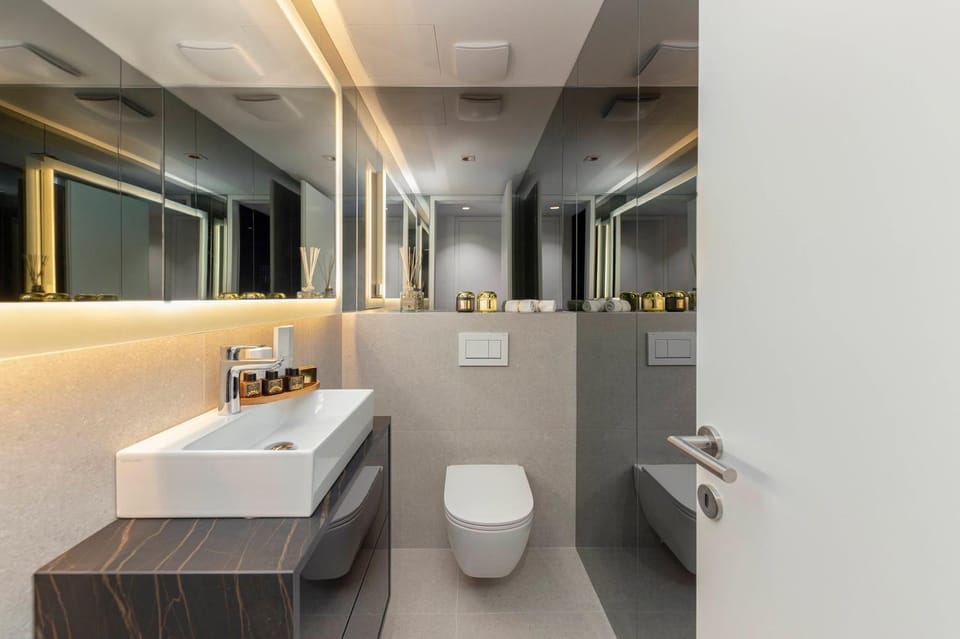 Shower, Toilet, Bathroom