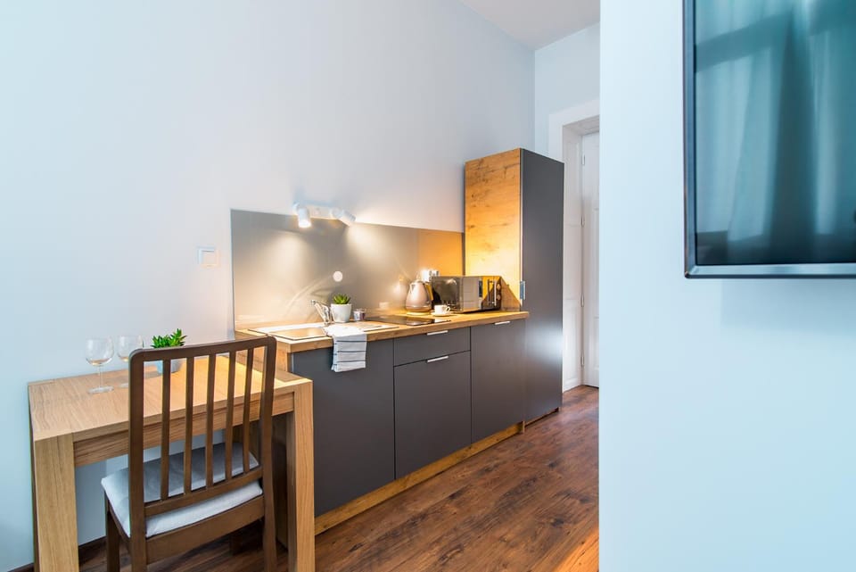 TV and multimedia, Coffee/tea facilities, Kitchen or kitchenette