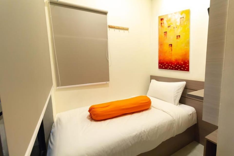 Front One Residence Syariah Mampang Hotel in South Jakarta City