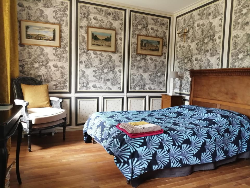Chambre Le Notre Le Domaine Des Jardins De Bracquetuit Vacation rental in Normandy