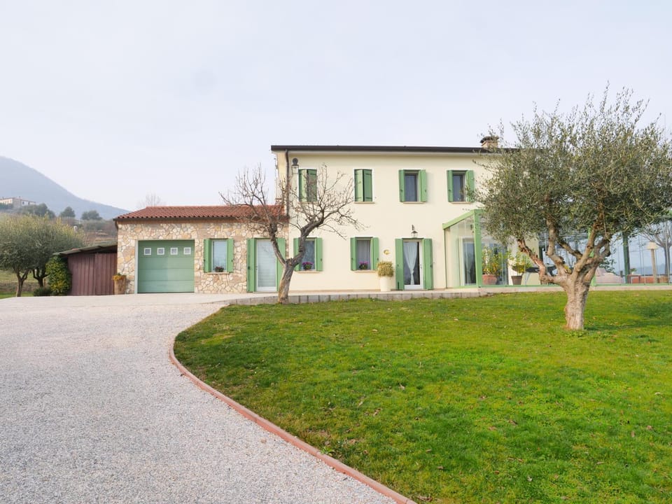 Property building, Garden, Garden view