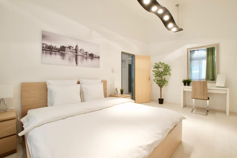 St. King 1 by Hi5 Apartments Apartment in Budapest