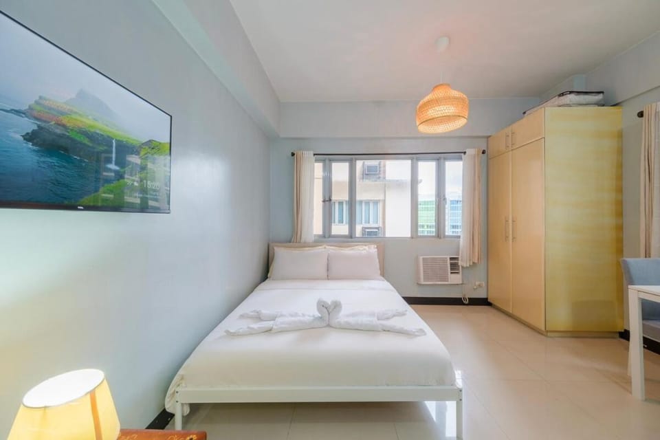 Bed, wardrobe