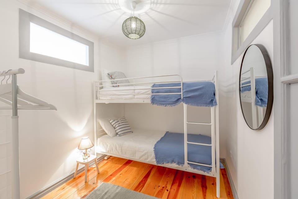 bunk bed