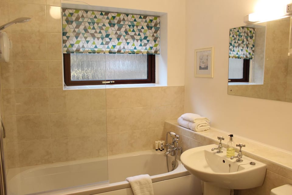 Shower, Bathroom, Bath