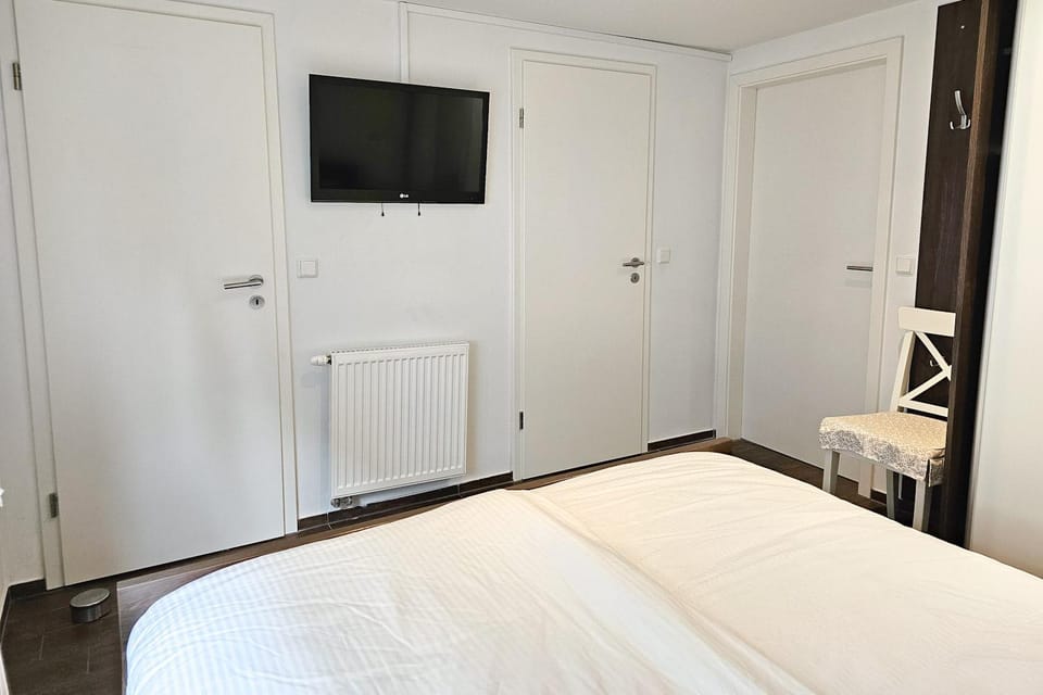 TV and multimedia, Bedroom